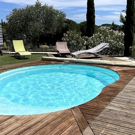 シャレー Au Domaine De L'aven